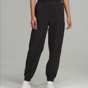 Lululemon Relaxed High Rise Jogger